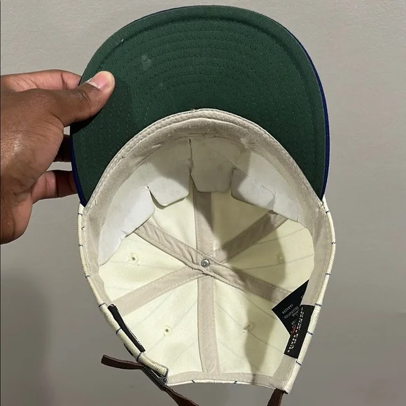 New Era Heritage Series Strapback Cap - Picture 7 of 10